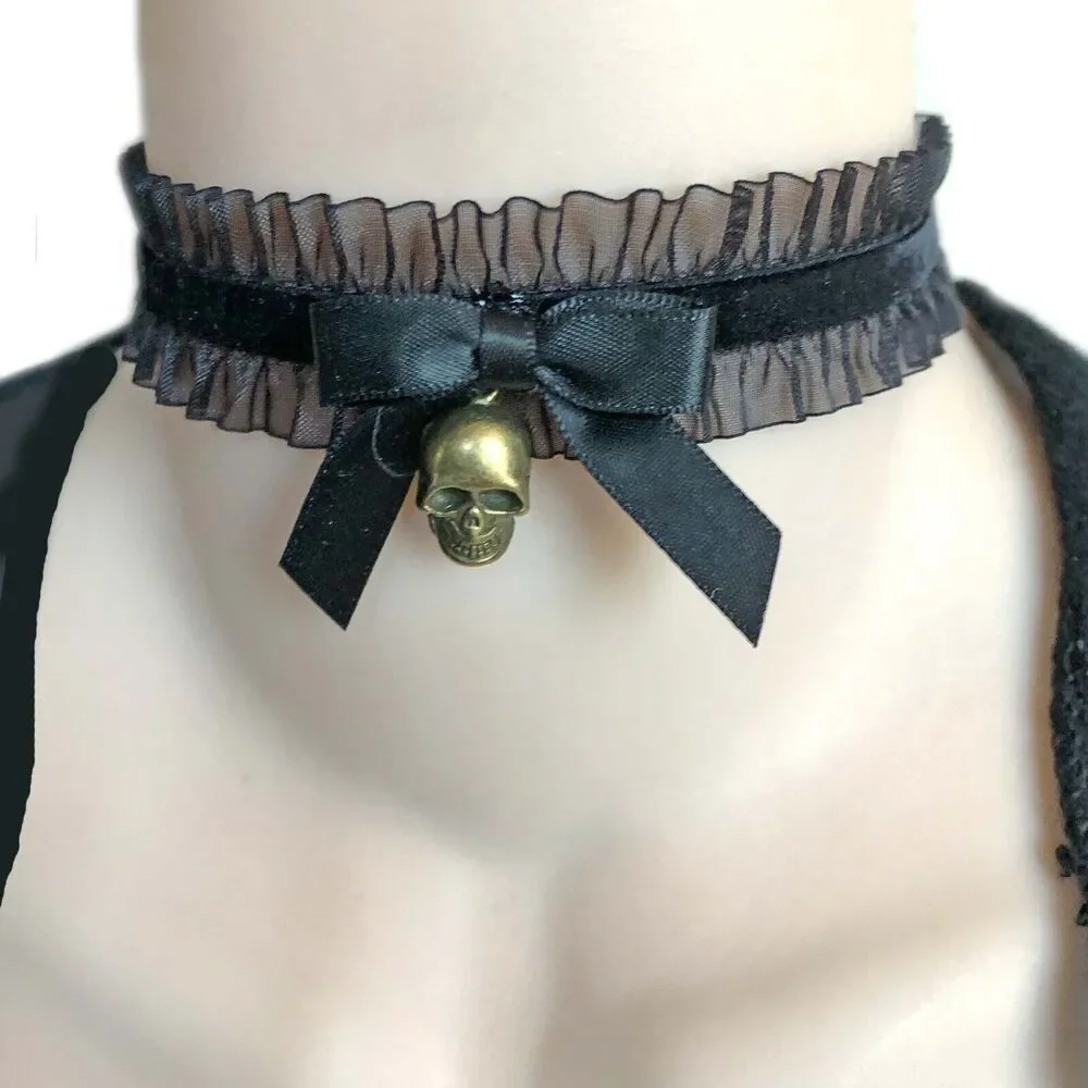 Gothic Black Skull Choker Antique Bronze 3D Charm Stretch Velvet Ribbon Necklace